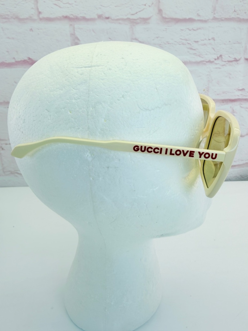 Gucci Cream 'I Love You' Square Sunglasses GG0567SAN - Picture 5 of 13